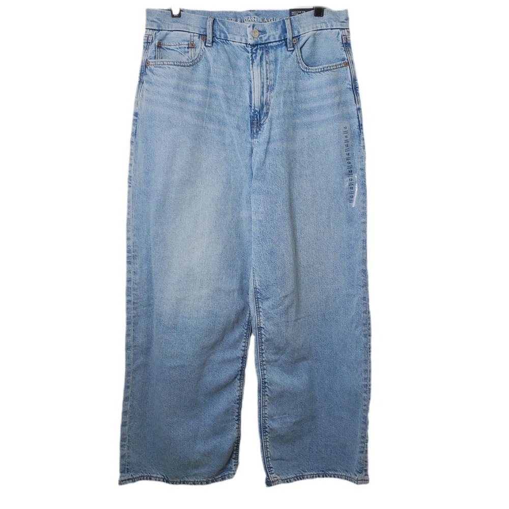 American Eagle Curvy Baggy Straight Jean Super High Rise 12 Short Light Wash NWT
